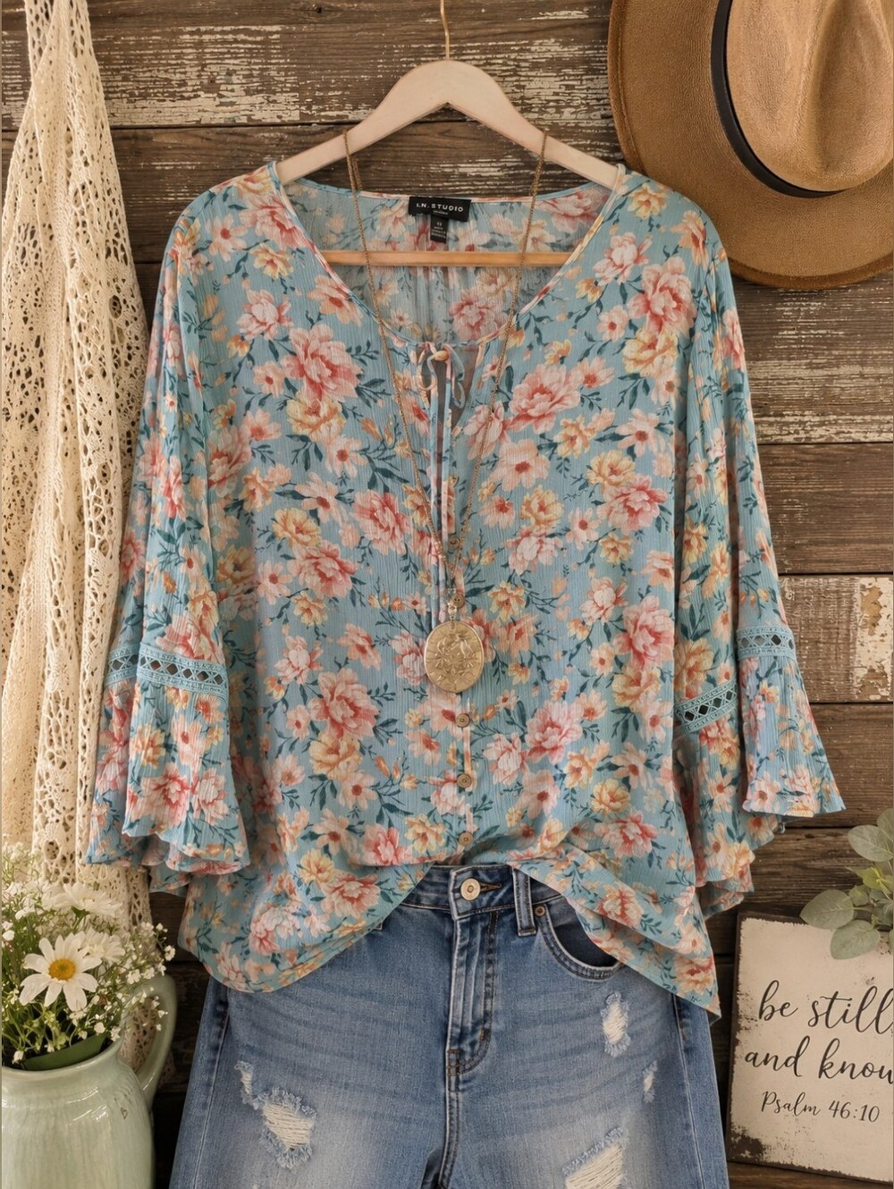 I.N. Studio 2X Floral Boho Bell Sleeve Button Front Top